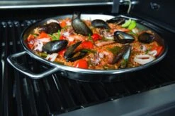 Broil King Paella Pfanne - Edelstahl Ø 35,6 Cm -Grillzubehörladen 11903 Broil King 69614 Paella Pfanne