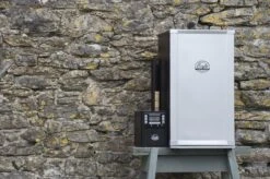 Bradley Digital Smoker 6-Rack / Elektro Räucherofen -Grillzubehörladen 13237 Bradley Smoker digital 4r