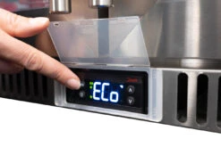 Napoleon Outdoor - Kühlschrank, 210 Liter, 2-türig Mit Doppelverglasung Und LED Beleuchtung - Wasserdicht Nach IP24 -Grillzubehörladen Napoleon Outdoor Kueche Kuehlschrank Eco Mode