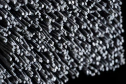 Outdoorchef Grillbürste Mit Nylonborsten Groß, 44,5 Cm -Grillzubehörladen Outdoorchef Grillbuerste Detail Nylonborsten